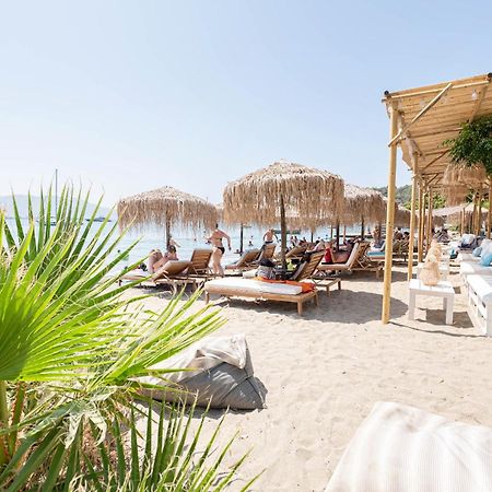 Hotel Pavlou Poros Town Eksteriør bilde
