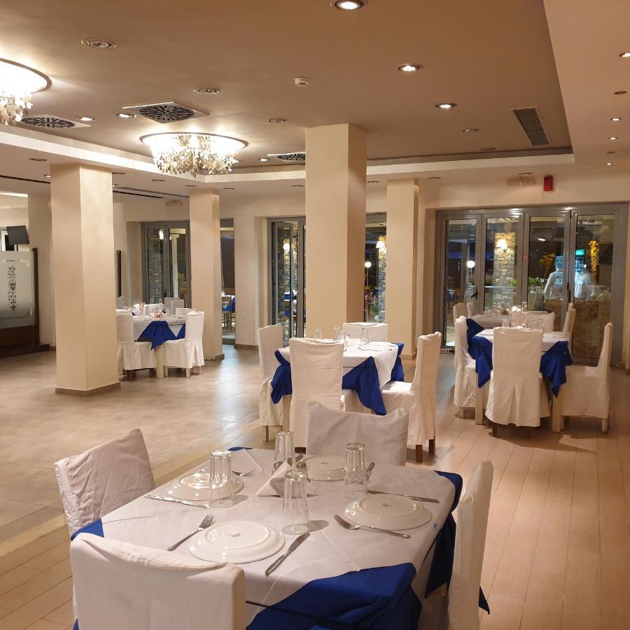 Hotel Pavlou Poros Town Eksteriør bilde