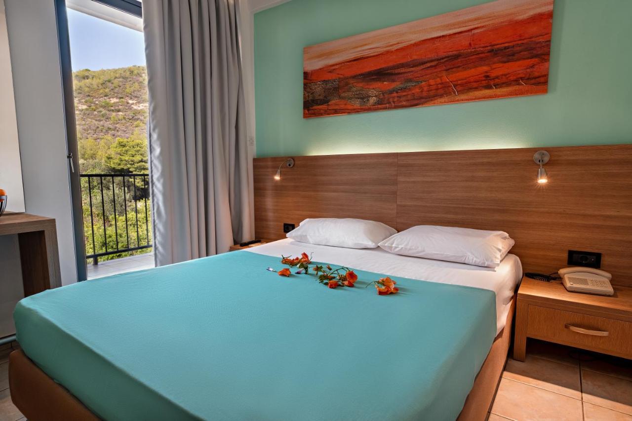 Hotel Pavlou Poros Town Eksteriør bilde