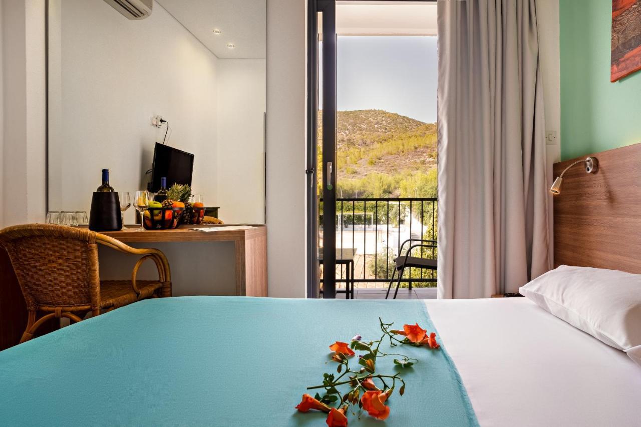 Hotel Pavlou Poros Town Eksteriør bilde