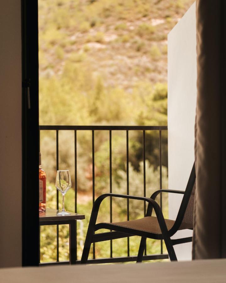 Hotel Pavlou Poros Town Eksteriør bilde